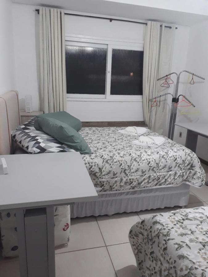 Apartamentos Por Diaria Av Domingos De Almeida Pelotas Exterior foto